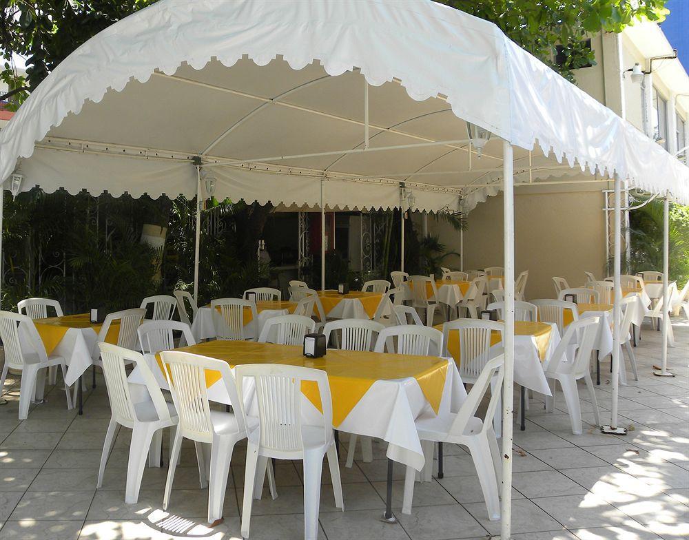 Sands Acapulco Hotel & Bungalows Exterior photo