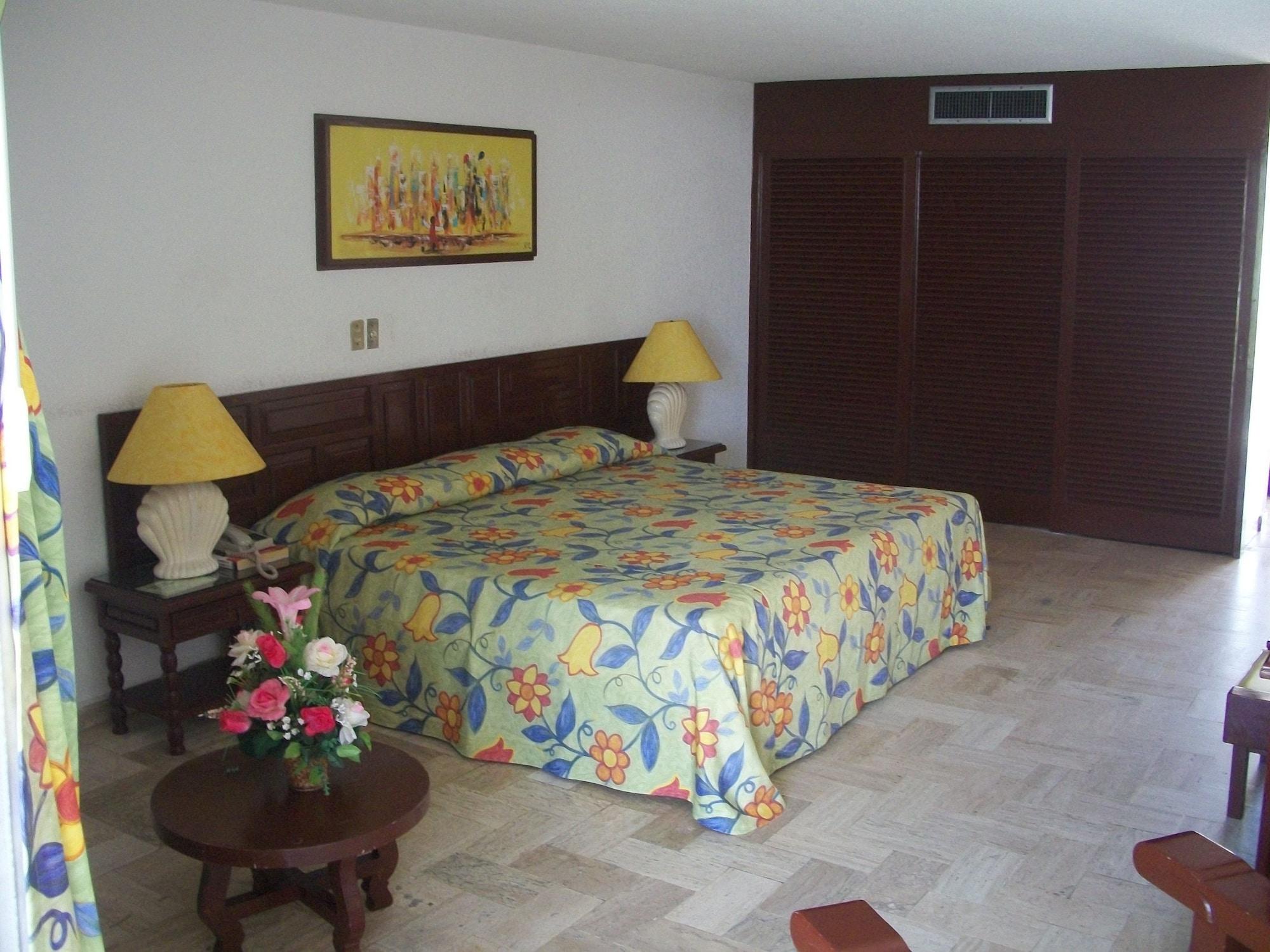 Sands Acapulco Hotel & Bungalows Exterior photo