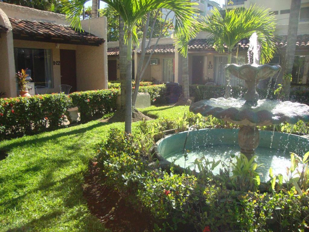 Sands Acapulco Hotel & Bungalows Exterior photo